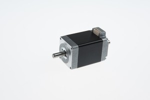 NEMA 8 Connector Type Stepping Motor (40mm 0.022N.m)